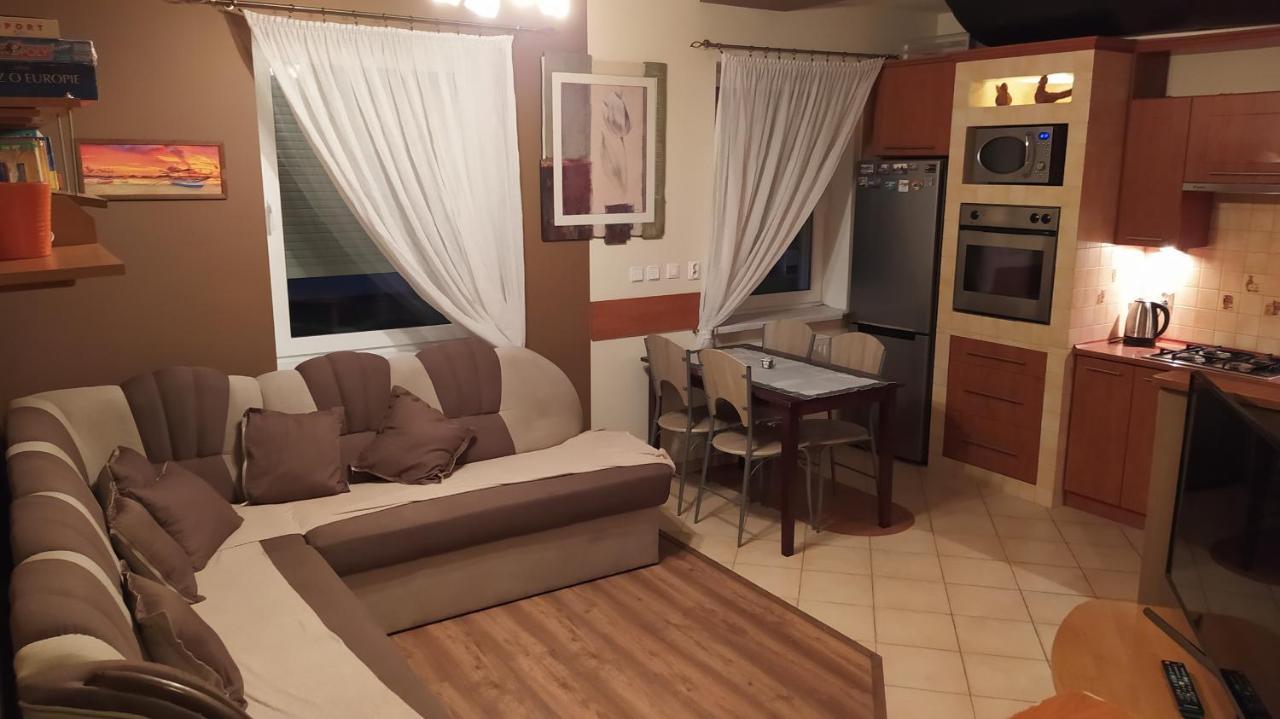 Na Kawiarach Apartment *